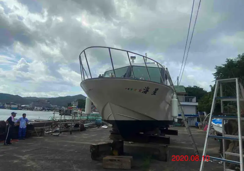 Kapal kru untuk dijual