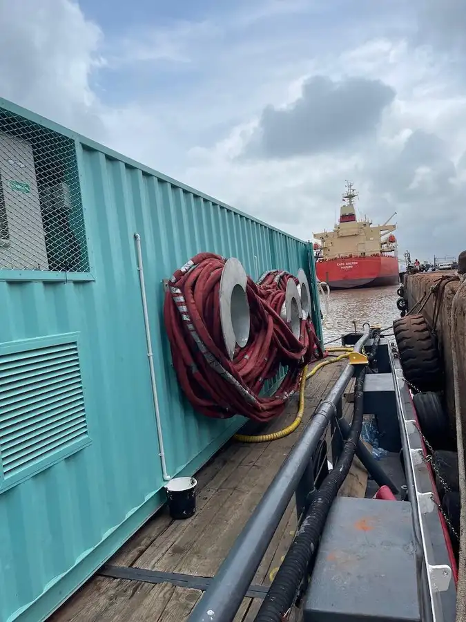 Kapal kontainer untuk dijual