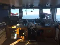 Kapal penarik dijual
