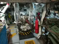 Kapal kru untuk dijual