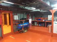 Kapal pesiar untuk dijual