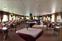 Kapal penumpang dijual