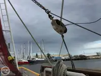 Kapal pukat untuk dijual