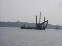 Kapal keruk untuk dijual