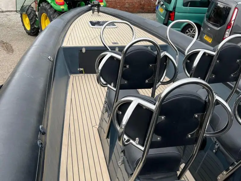 Perahu karet kaku untuk dijual