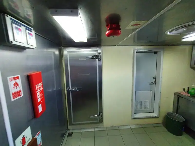 Kapal pendingin untuk dijual