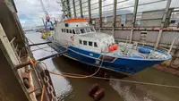 Kapal patroli untuk dijual