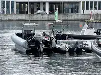 Perahu karet kaku untuk dijual