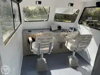 Kapal patroli untuk dijual