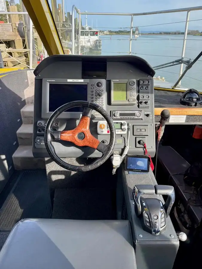 Kapal pesiar untuk dijual