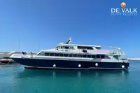 Katamaran untuk dijual