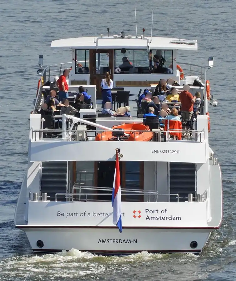 Kapal pesiar untuk dijual