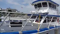 Kapal feri dijual