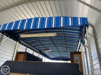 Kapal pesiar untuk dijual