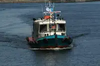 kapal kru dijual