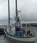 Kapal penarik dijual