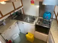 Kapal penarik dijual