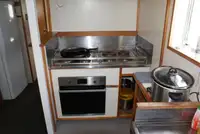 Kapal penumpang untuk dijual