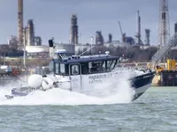 Kapal patroli untuk dijual