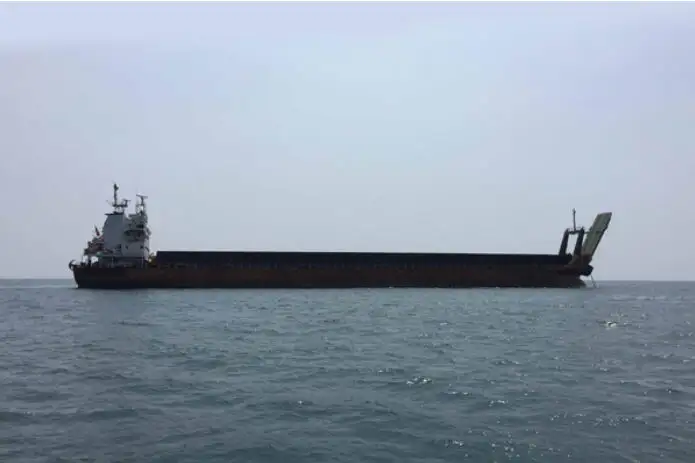 Kapal pendarat, tank untuk dijual