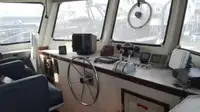 Kapal patroli untuk dijual