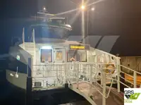 Kapal penumpang untuk dijual