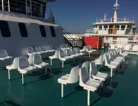Kapal feri dijual