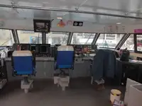 Kapal feri untuk dijual