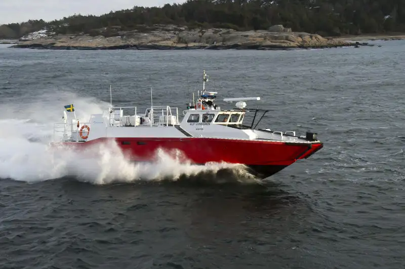 Kapal penyelamat untuk dijual