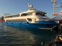 Kapal pesiar untuk dijual
