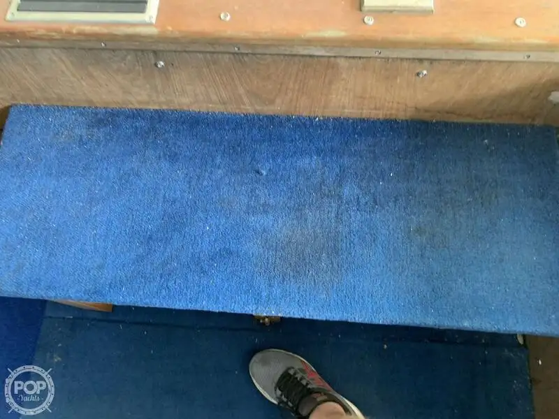 Kapal pesiar untuk dijual