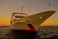 Kapal pesiar dijual
