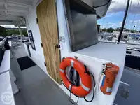 Kapal pesiar untuk dijual