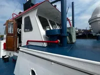 Kapal patroli untuk dijual