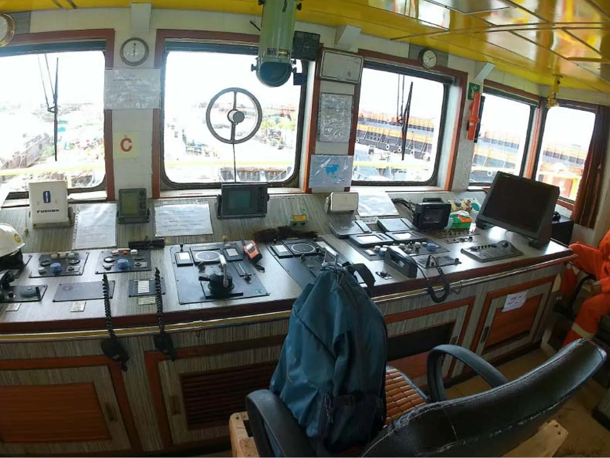 Kapal pendarat, tank untuk dijual