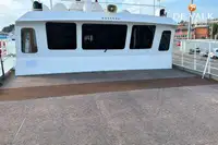 Kapal penumpang dijual
