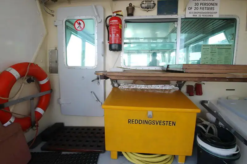 Kapal pesiar untuk dijual