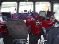 Kapal kru untuk dijual