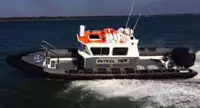 Perahu karet kaku untuk dijual