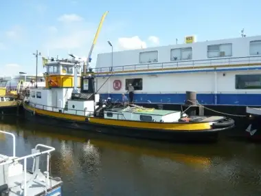 Kapal tunda untuk dijual