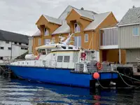 Kapal patroli untuk dijual