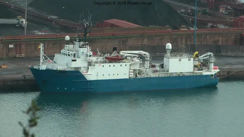 Kapal suplai platform (PSV) untuk dijual