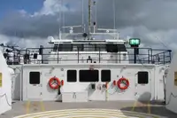 Kapal penelitian untuk dijual