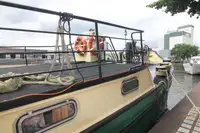 Tongkang untuk dijual