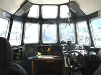 Kapal kru untuk dijual