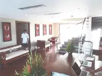 Kapal pesiar untuk dijual