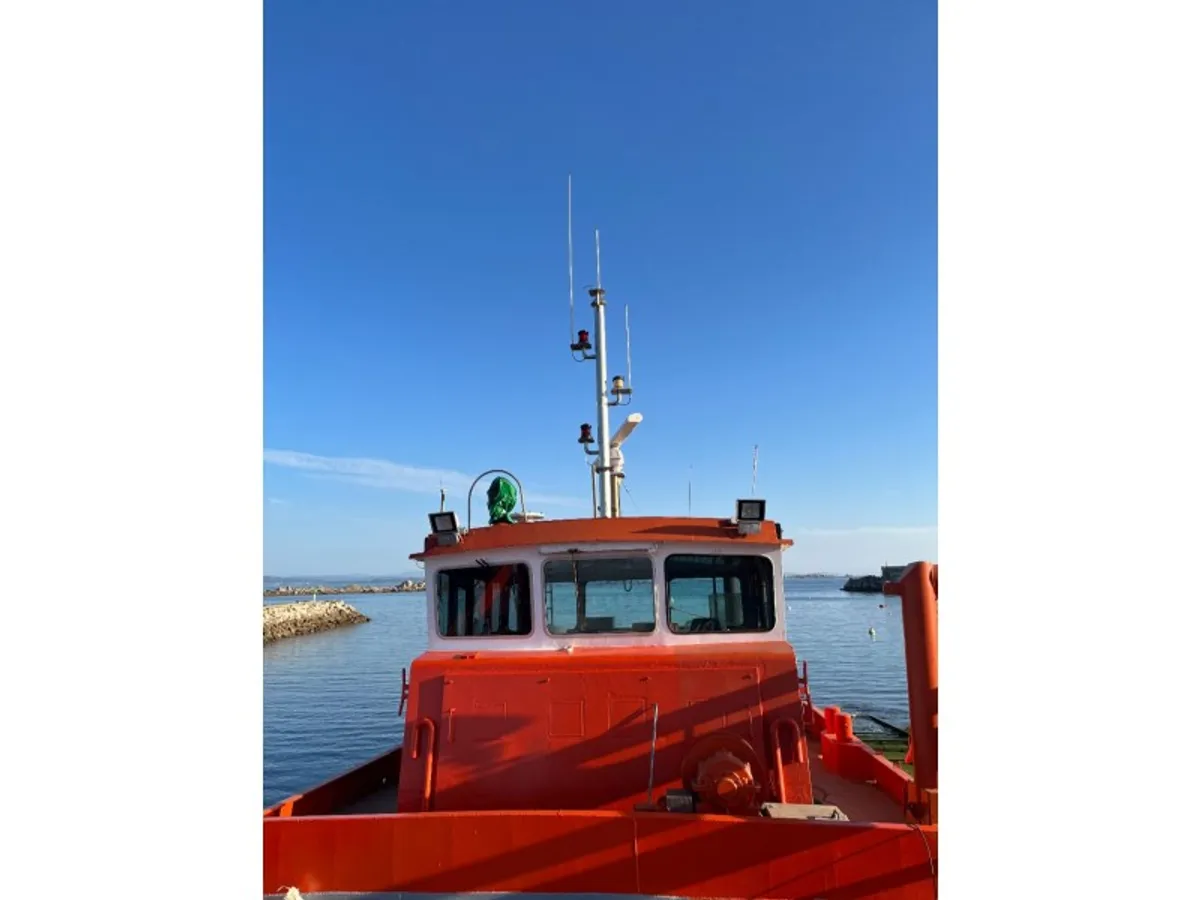 Kapal keruk untuk dijual