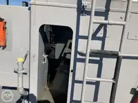Kapal pendarat, tank untuk dijual