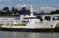 Kapal kontainer dijual