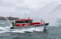 Kapal penarik dijual